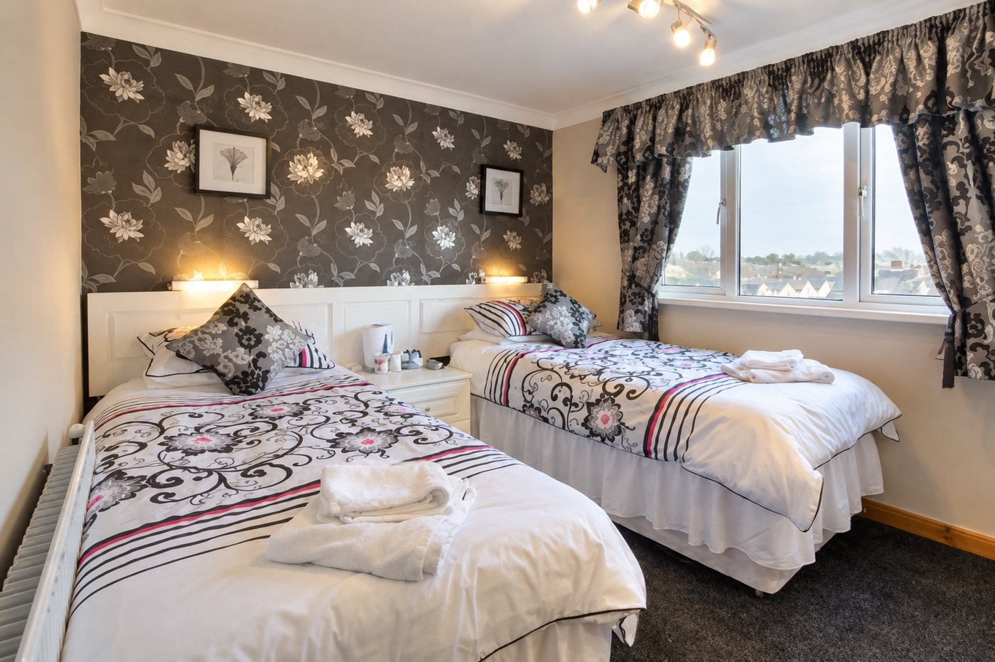 Twin standard room at Senglea Lodge
